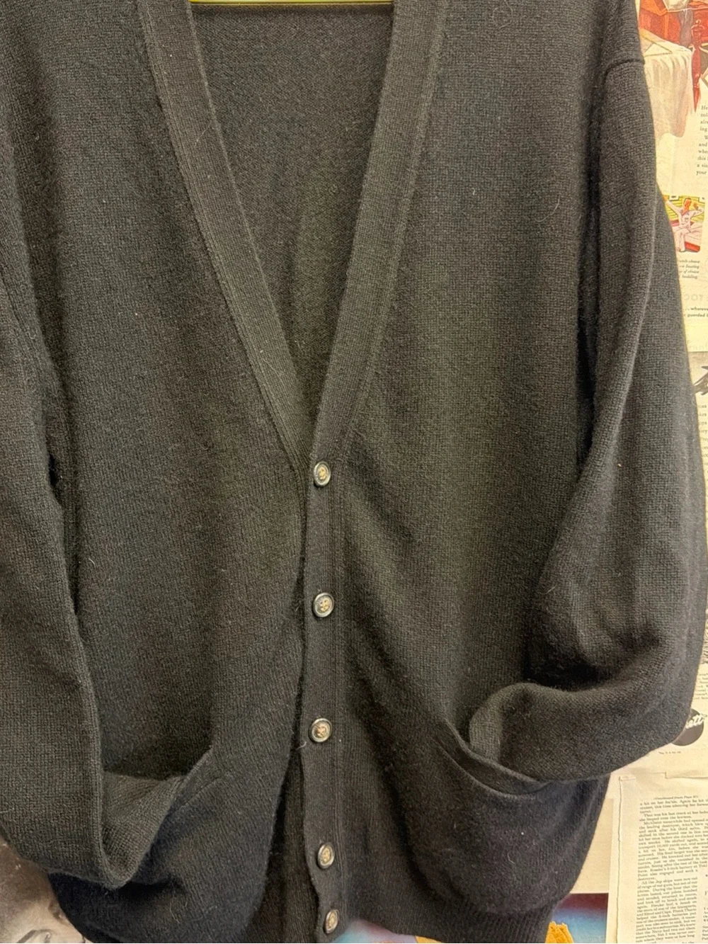 Vintage Orvis Men's 100% Cashmere Black Button-Up V-Neck Cardigan Sweater Size L